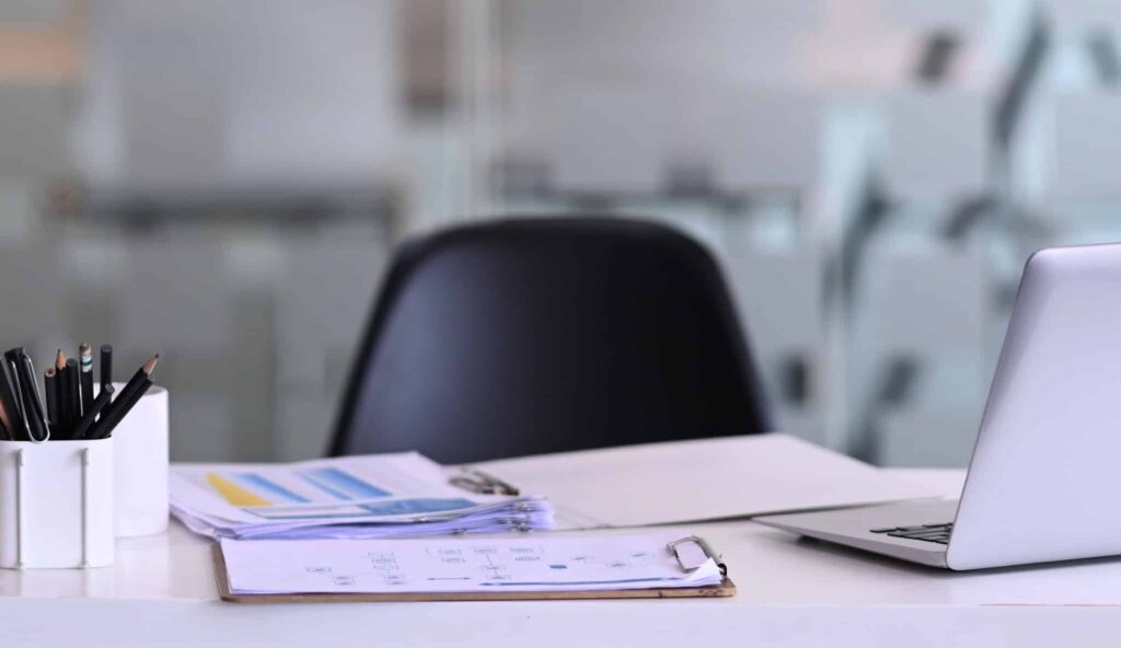 La comisión del absentismo: reinventando lo ya inventado