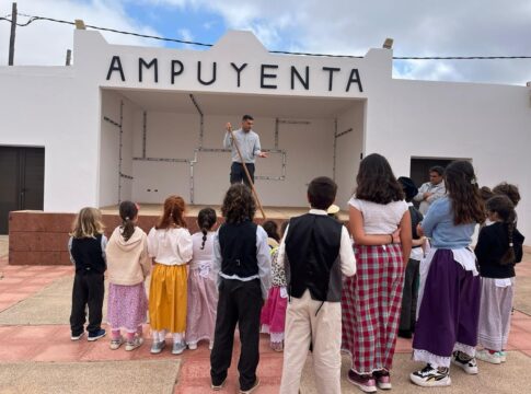 El programa ‘No Olvides Lo Nuestro’ presente en el marco del Día de Canarias con muestras, talleres y exhibiciones
