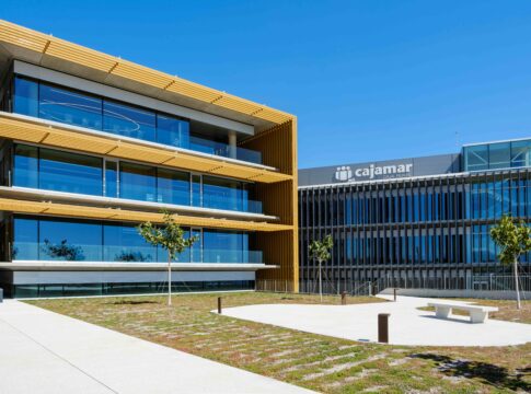 Grupo Cajamar coloca 500 millones de deuda senior preferred