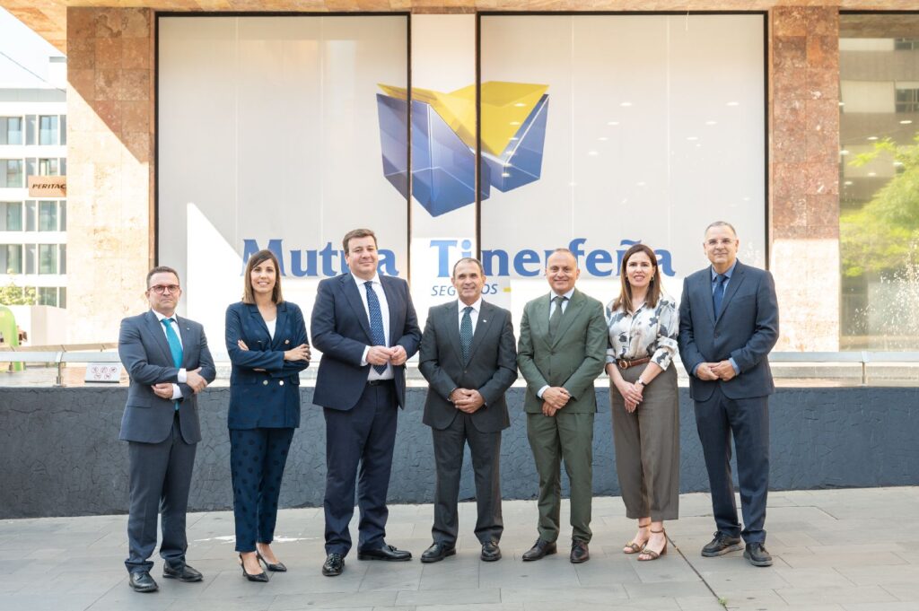 Mutua Tinerfeña inicia una etapa de modernización refrendada por el Consejo de Administración