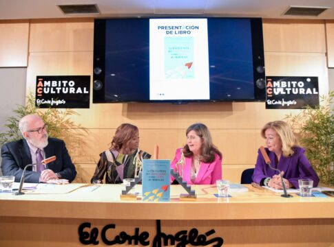 “La Excelencia del Empresario como Líder de Servicio”: 28 Voces Expertas que Redefinen el Liderazgo