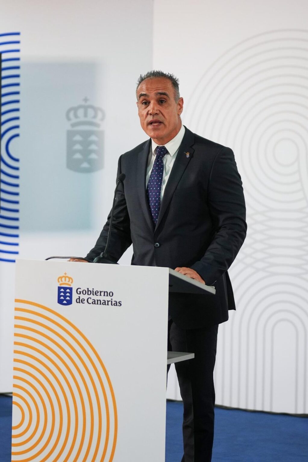 30.000 docentes de Canarias tienen ya a su disposición el nuevo material didáctico para llevar el REF a las aulas