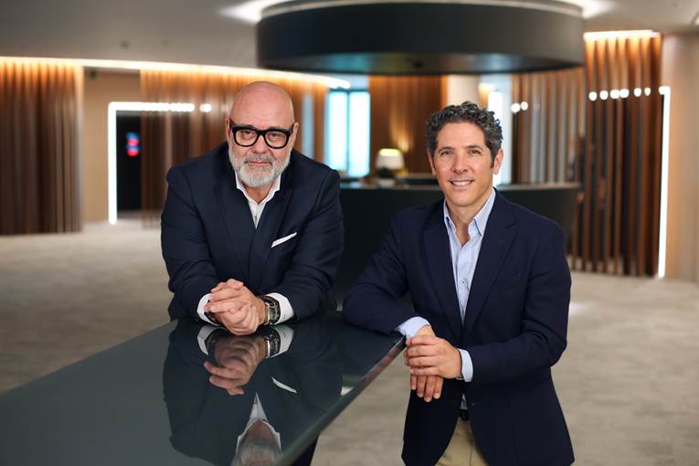 EY lanza EY Studio+ para transformar el crecimiento de las empresas en la era de la IA