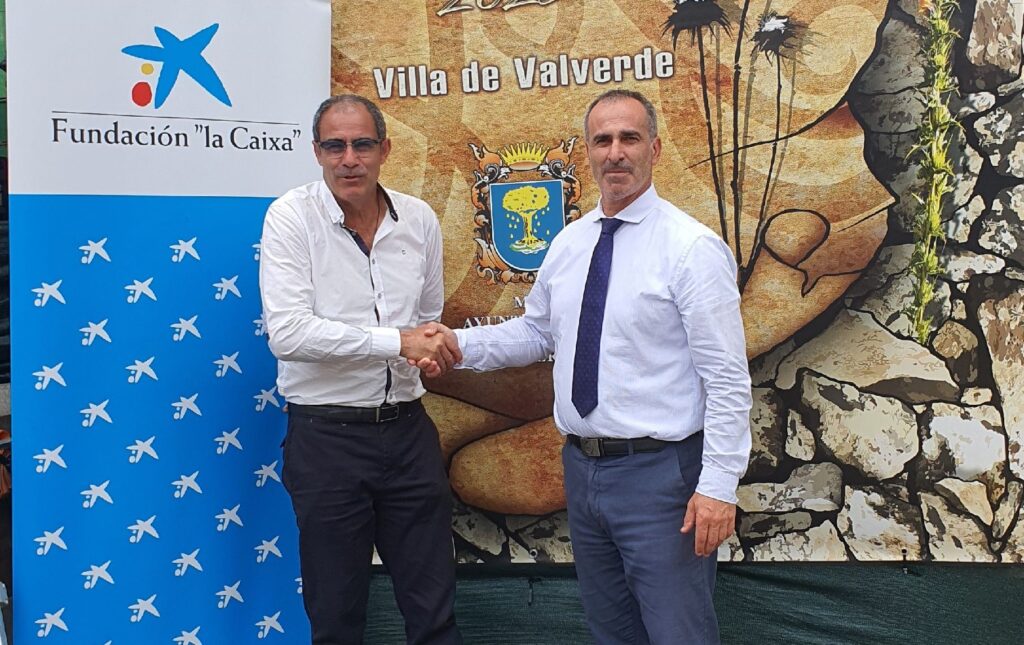 La Fundación “la Caixa” y CaixaBank reafirman su apoyo a las fiestas de la Bajada de la Virgen de los Reyes e impulsan las actividades para los más pequeños