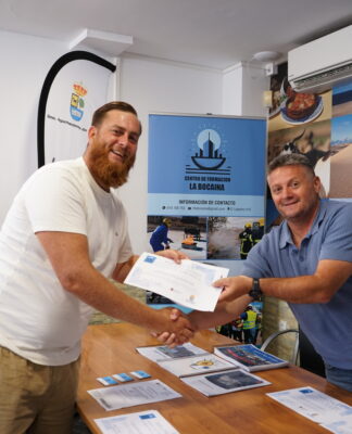 La Oliva impulsa el relevo generacional en la pesca con un curso exclusivo para jóvenes marineros del municipio