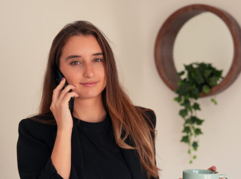 La trayectoria profesional de Natalia Triana San Gil: innovación y apoyo al talento local
