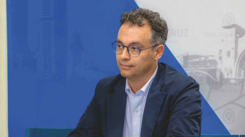 Carlos Tarife: “La gran apuesta de Santa Cruz es la ampliación de la desaladora”