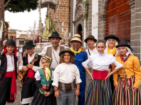 SPAR Gran Canaria renueva su compromiso con la Fundación Ochosílabas para preservar la tradición verseadora canaria