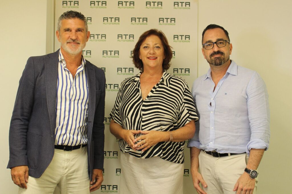 ASCAV y ATA unidos por la defensa de los profesionales de la vivienda vacacional en Canarias