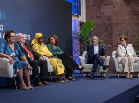 Canarias reconoce con la distinción Valbanera el compromiso de personas y entidades con la migración