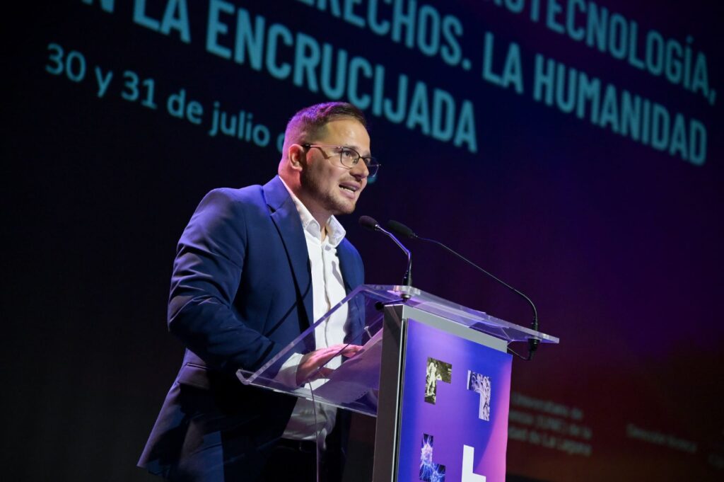 El Campus Internacional Ciudad de La Laguna finaliza su primera edición con la conferencia del neurobiólogo internacional Rafael Yuste