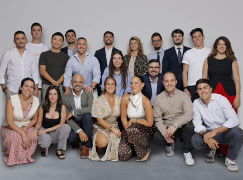 AJE Tenerife renueva Junta Directiva para acercar la empresa a las personas