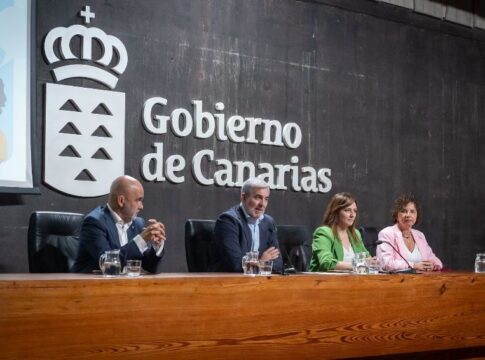 Clavijo: “La futura Ley de Gobierno Abierto debe reflejar una relación más fluida y transparente con la ciudadanía”
