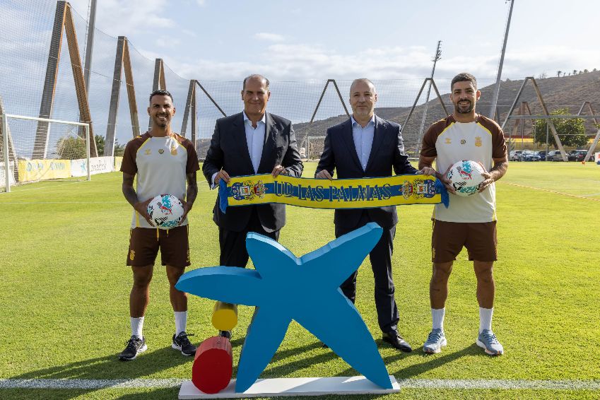 CaixaBank renueva como patrocinador oficial y socio financiero de la Unión Deportiva Las Palmas