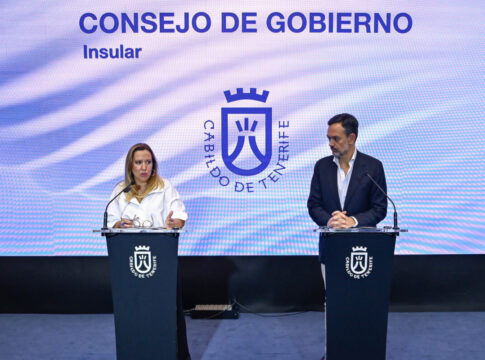El Cabildo instala un pionero sistema anti atropello de animales en la autopista TF-1