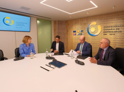 La CCE y el Clúster de la Industria del Deporte de Canarias sellan un convenio de colaboración para impulsar el sector deportivo en nuestro Archipiélago