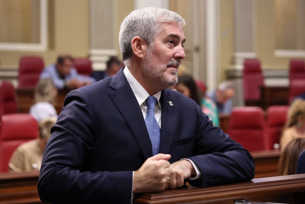 Fernando Clavijo reivindica que el Gobierno de Canarias “está haciendo en vivienda lo que otros no hicieron”