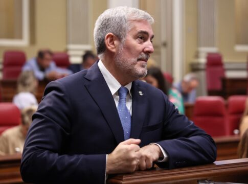Fernando Clavijo reivindica que el Gobierno de Canarias “está haciendo en vivienda lo que otros no hicieron”