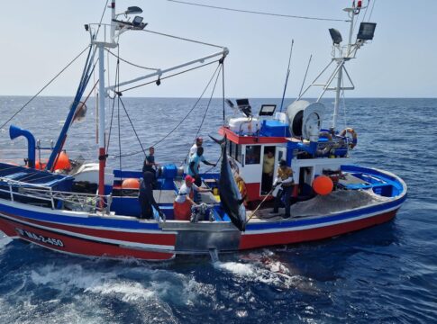 Manuel Díaz: “La pesca no es económicamente viable y está en riesgo de desaparecer como forma de vida en Canarias”