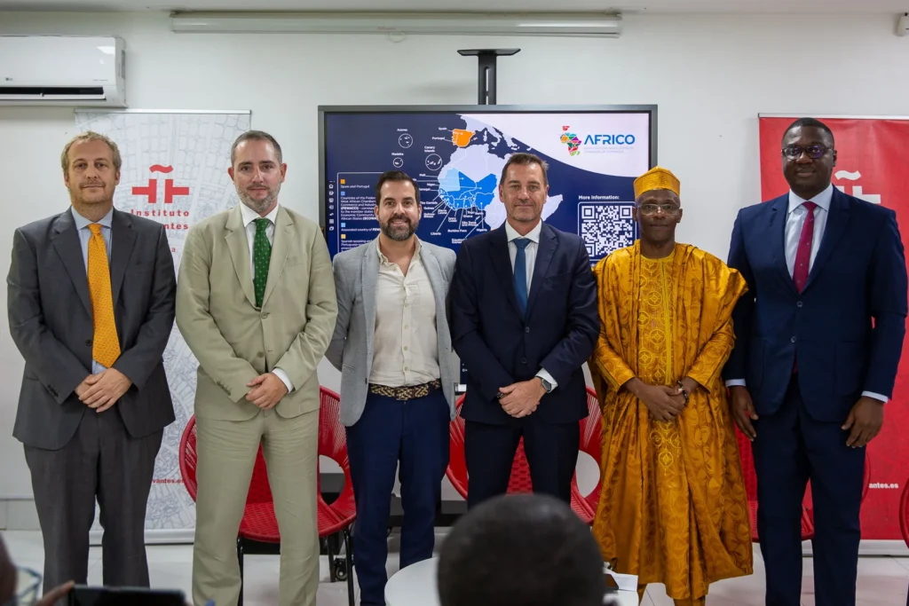 El Instituto Cervantes de Dakar acoge una mesa debate sobre AFRICO