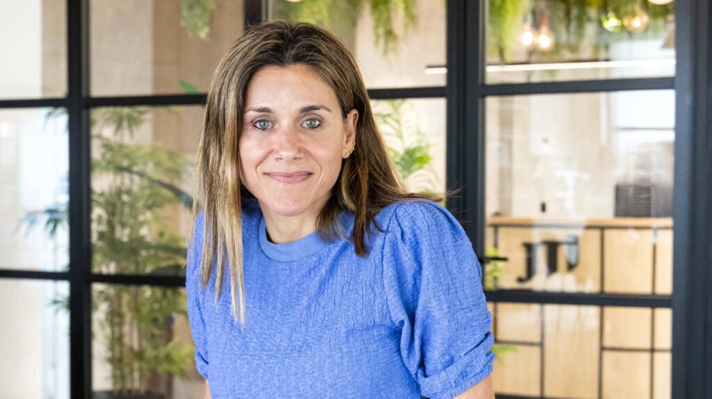 Alejandra Corbera: “Canarias es un pilar estratégico en la red global de JTI y un referente industrial para Europa”