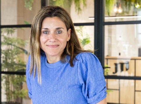 Alejandra Corbera: “Canarias es un pilar estratégico en la red global de JTI y un referente industrial para Europa”