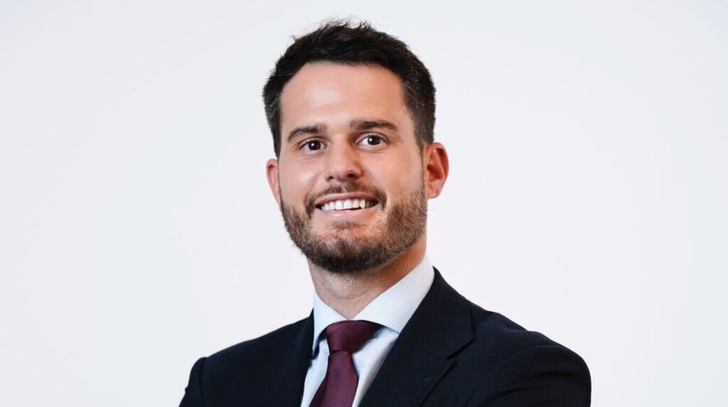 Kevin M. Hernández Zasterova: “La excelencia jurídica nace del compromiso, la cercanía y la coherencia profesional”