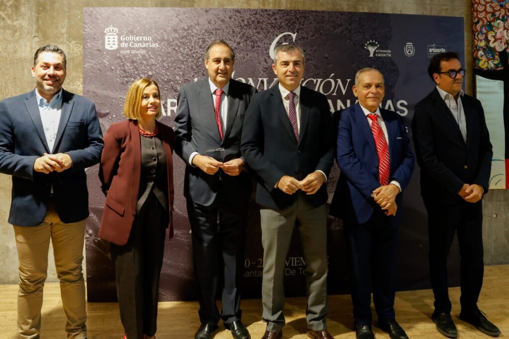 Manuel Domínguez apunta a la artesanía como sector económico esencial para afrontar la diversificación