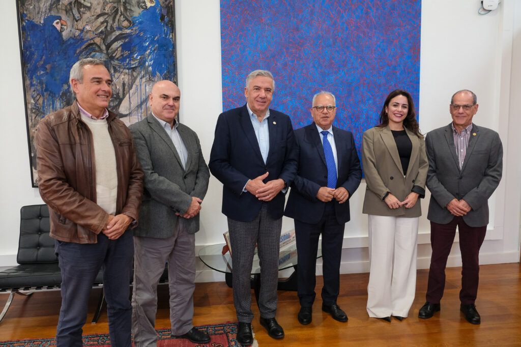 El Cabildo, Universidad de Las Palmas de Gran Canaria y la Asociación Cultural Silbo Gomero firman un convenio para la salvaguardia de este lenguaje articulado
