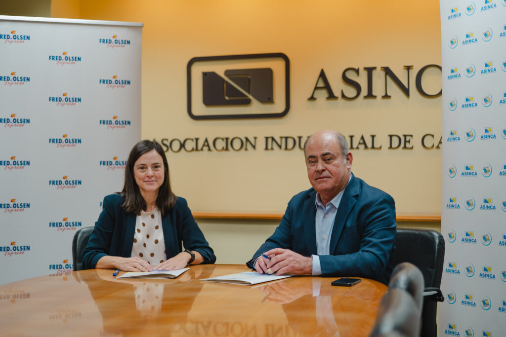 Fred. Olsen Express y ASINCA firman un convenio para impulsar el consumo de productos elaborados en Canarias en sus barcos