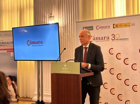 Pedimos que los sectores público y privado tomen “decisiones valientes” para el futuro de Canarias