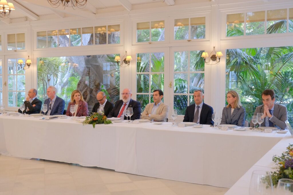 Canarias explora el desarrollo del Clúster Canario de la Industria de Defensa como oportunidad estratégica