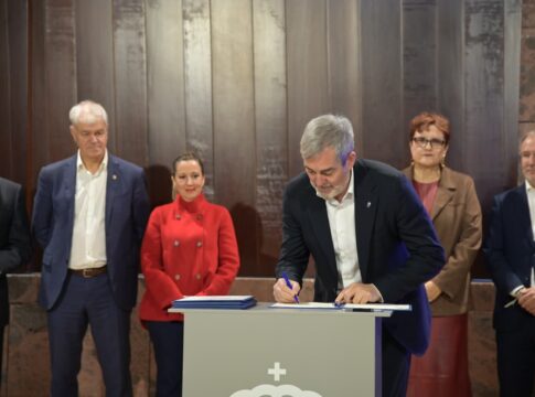 Gobierno y cabildos inyectan 900 millones para la Dependencia en la provincia de Santa Cruz de Tenerife