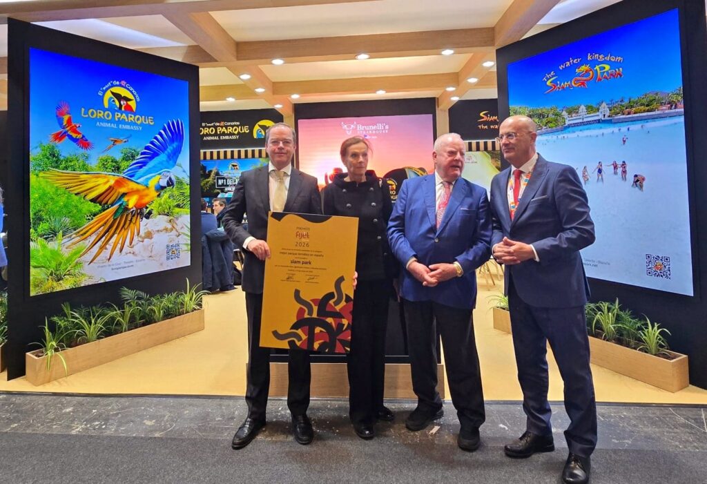 Siam Park recibe en FITUR el premio de FIJET España como Mejor Parque Temático de España