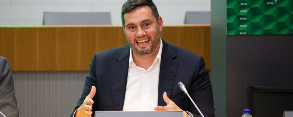ATA Canarias apoya la rebaja del IRPF que propone el Comisionado del REF