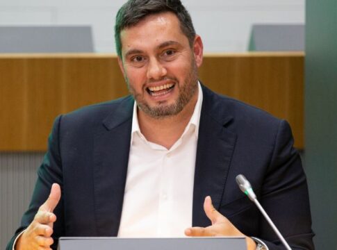 ATA Canarias apoya la rebaja del IRPF que propone el Comisionado del REF