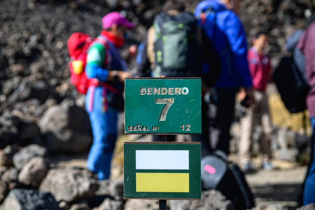 El Cabildo de Tenerife consigue que más de 3.000 turistas colaboren con la ecotasa del Teide en sus dos primeras semanas de implantación
