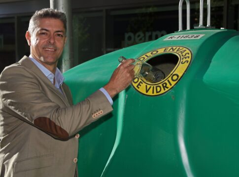 Jorge Peña: “El reciclaje de vidrio es una palanca económica, mejora la eficiencia del sistema y ayuda a contener la tasa de basuras”