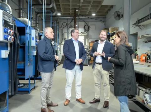 Bienestar Social y Femete impulsan la formación de jóvenes extutelados en el sector industrial