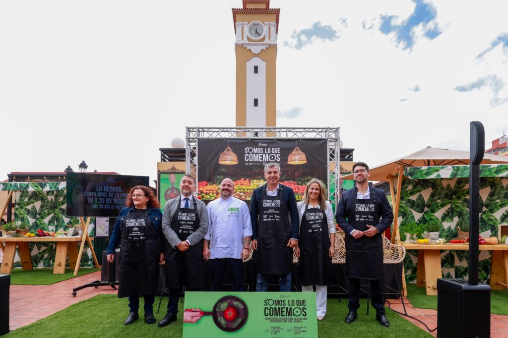 Manuel Domínguez presenta la campaña ‘Somos lo que comemos’ para dinamizar los mercados tradicionales