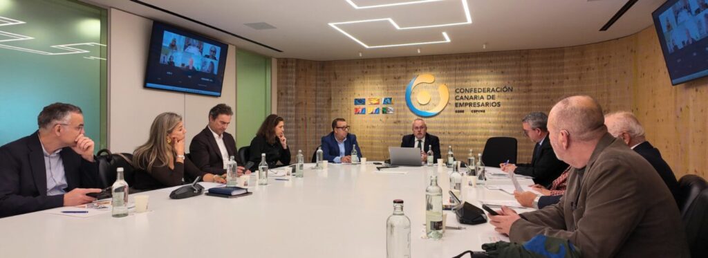 La Junta Directiva de la CCE analiza el impacto del conflicto en Irán sobre la economía de Canarias