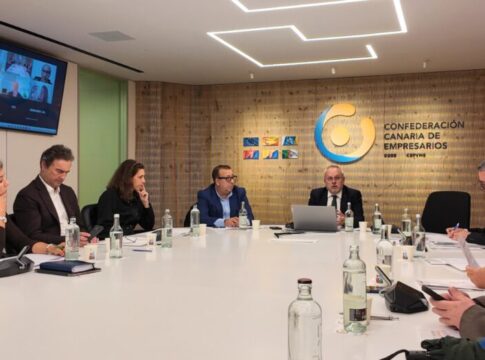 La Junta Directiva de la CCE analiza el impacto del conflicto en Irán sobre la economía de Canarias