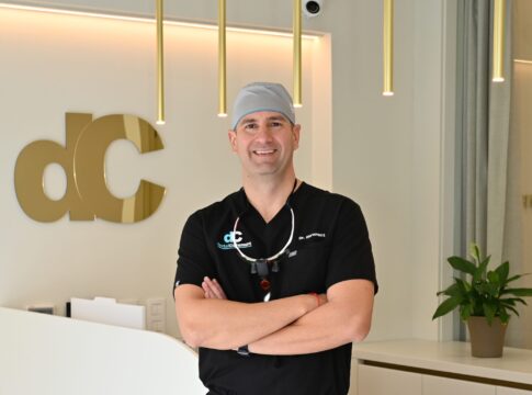 Dr. Víctor Claramunt: “Un tratamiento estético no es solo una carilla o una restauración puntual: es un enfoque integral”