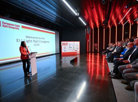 Tenerife se convierte en el epicentro europeo del transporte guiado con la apertura del European Light Rail Congress