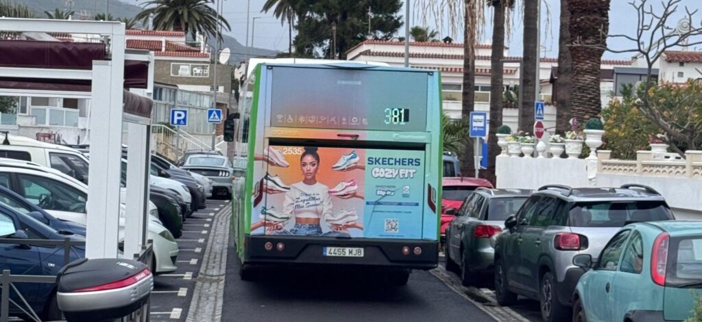 El Ayuntamiento logra que la guagua de TITSA llegue por primera vez a la Romántica II