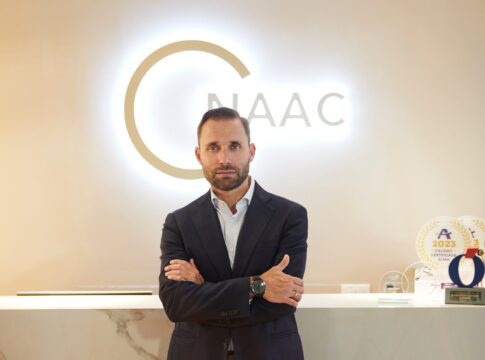 Dr. Ribas-Nijkerk: “Transformamos la cirugía de columna con técnicas mínimamente invasivas”