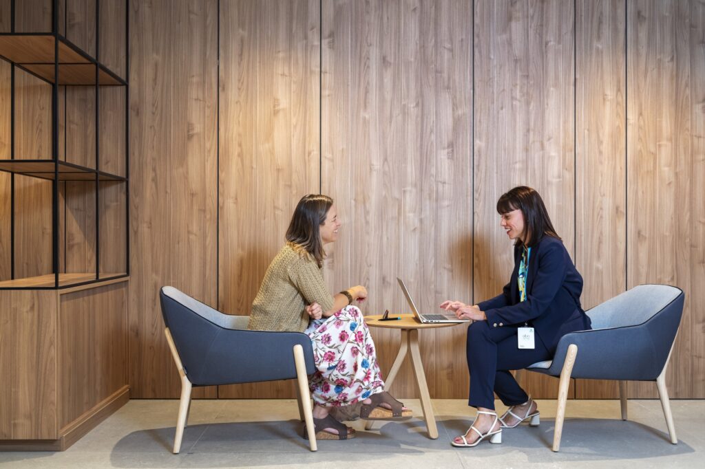 Canarias concentra el 6% del emprendimiento femenino en España, según MicroBank