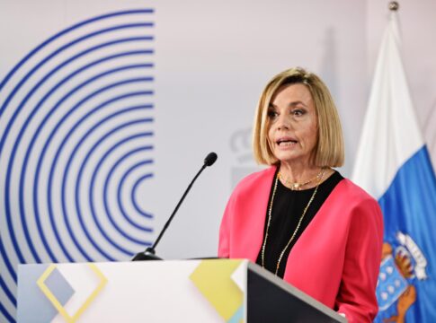 Ana Mª Zurita: “La sostenibilidad es uno de los pilares del desarrollo industrial que queremos para Canarias”