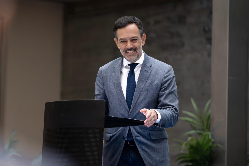 Lope Afonso: “Queremos hacer política de vivienda y no política con la vivienda”