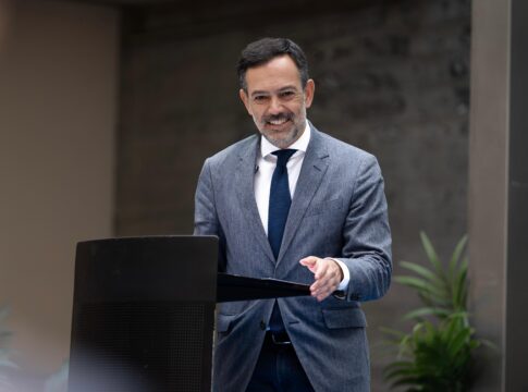 Lope Afonso: “Queremos hacer política de vivienda y no política con la vivienda”